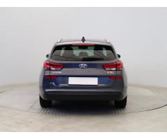 Hyundai i30 1.6 CRDi 100kW - 6