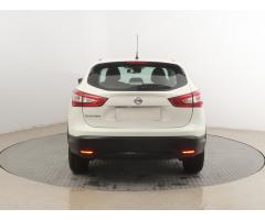 Nissan Qashqai 1.2 DIG-T 85kW - 6