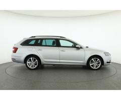 Škoda Octavia 1.6 TDI 85kW - 8