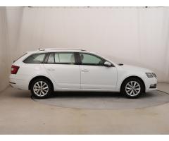 Škoda Octavia 1.6 TDI 85kW - 8