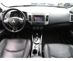 Mitsubishi Outlander 2.4 MIVEC 125kW - 8