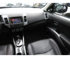 Mitsubishi Outlander 2.4 MIVEC 125kW - 9