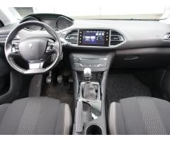 Peugeot 308 1.6 BlueHDi 88kW - 10