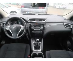 Nissan Qashqai 1.2 DIG-T 85kW - 10