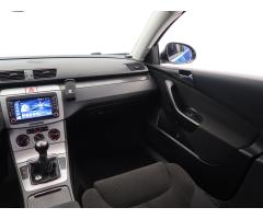 Volkswagen Passat 1.9 TDI 77kW - 11