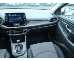 Hyundai i30 1.6 CRDi 85kW - 11