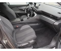 Peugeot 5008 PureTech 130 96kW - 12