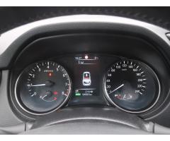 Nissan Qashqai 1.2 DIG-T 85kW - 17