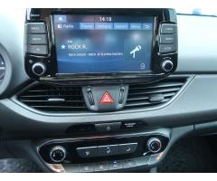 Hyundai i30 1.6 CRDi 85kW - 18