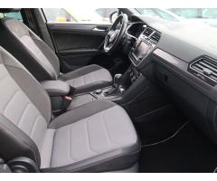 Volkswagen Tiguan 2.0 TSI 162kW - 12