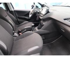 Peugeot 208 1.2 PureTech 60kW - 12