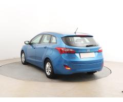 Hyundai i30 1.6 CRDi 81kW - 5