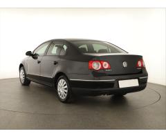 Volkswagen Passat 1.9 TDI 77kW - 5