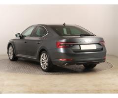 ŠKODA SUPERB COMBI 2.0TDI 140 LAURIN&K 4X4 DSG 7ST