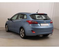 Hyundai i30 1.6 GDI 99kW - 5