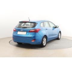 Hyundai i30 1.6 CRDi 81kW - 7