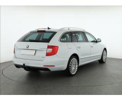 Škoda Superb 2.0 TDI 125kW - 7