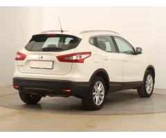 Nissan Qashqai 1.6 DIG-T 120kW - 7