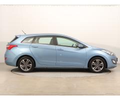 Hyundai i30 1.6 GDI 99kW - 8