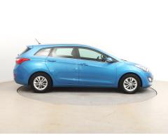 Hyundai i30 1.6 CRDi 81kW - 8