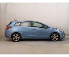 Hyundai i30 1.6 GDI 99kW - 8