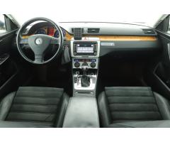 Volkswagen Passat 2.0 TDI 103kW - 9