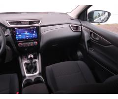 Nissan Qashqai 1.2 DIG-T 85kW - 11