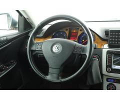 Volkswagen Passat 2.0 TDI 103kW - 14