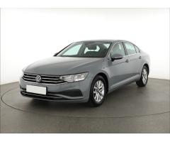 Volkswagen Passat 1.5 TSI 110kW - 3