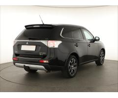 Mitsubishi Outlander 2.2 DI-D 110kW - 7