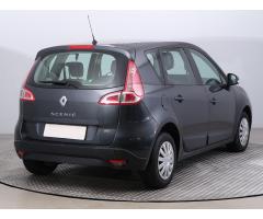 Renault Scénic 1.5 dCi 78kW - 7