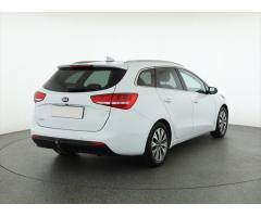 Kia Cee`d 1.6 GDI 99kW - 7