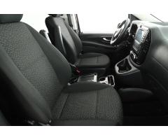 Mercedes-Benz Vito 124 CDI 4x4 174kW - 23