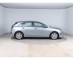 Kia Cee`d 1.5 T-GDI 118kW - 8