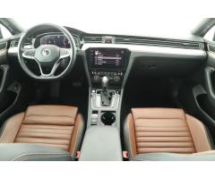 Volkswagen Passat 2.0 TDI 110kW - 9