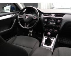 Škoda Octavia 2.0 TDI 110kW - 9