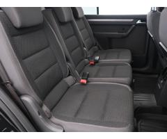 Volkswagen Touran 1.6 TDI 77kW - 13