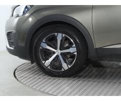 Peugeot 5008 PureTech 130 96kW - 21