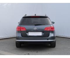 Volkswagen Passat 2.0 TDI 103kW - 6