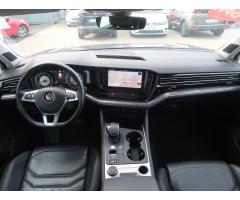 Volkswagen Touareg 3.0 TDI 170kW - 10