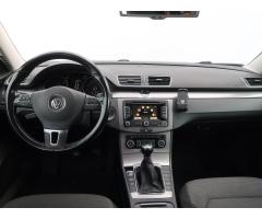 Volkswagen Passat 2.0 TDI 103kW - 10