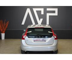 Volvo V60 2.0D*D3*110KW*NAV*AT*PDC - 8