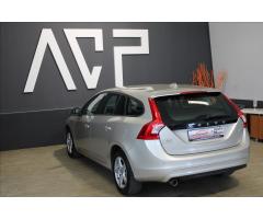 Volvo V60 2.0D*D3*110KW*NAV*AT*PDC - 9