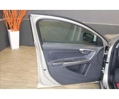 Volvo V60 2.0D*D3*110KW*NAV*AT*PDC - 11