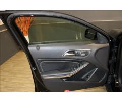 Mercedes-Benz GLA 200CDi*100kW*AMG*AT*NAVI*TOP - 13