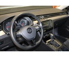 Volkswagen Passat 2,0 TDI 110kW BMT DSG Highline Variant - 14