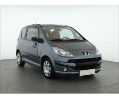 Peugeot 1007 1.4 i 54kW - 1