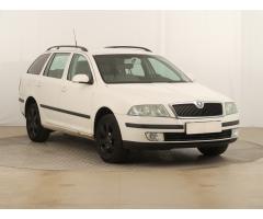 ŠKODA SUPERB COMBI 2.0TDI 140 LAURIN&K 4X4 DSG 7ST