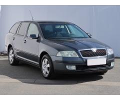 ŠKODA SUPERB COMBI 2.0TDI 140 LAURIN&K 4X4 DSG 7ST