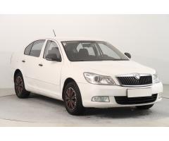 ŠKODA SUPERB COMBI 2.0TDI 140 LAURIN&K 4X4 DSG 7ST